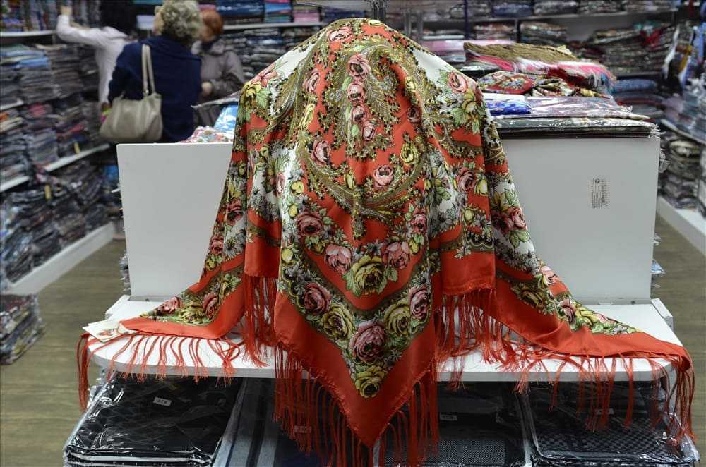 Как постирать павлопосадский шерстяной платок дома | рубрика про платки