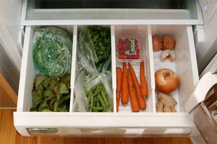 В этой статье расскажем, нужно ли мыть морковь перед закладкой на хранение на зиму в погреб, зачем ее моют, каковы плюсы и минусы данной процедуры, можно ли хранить овощ немытым