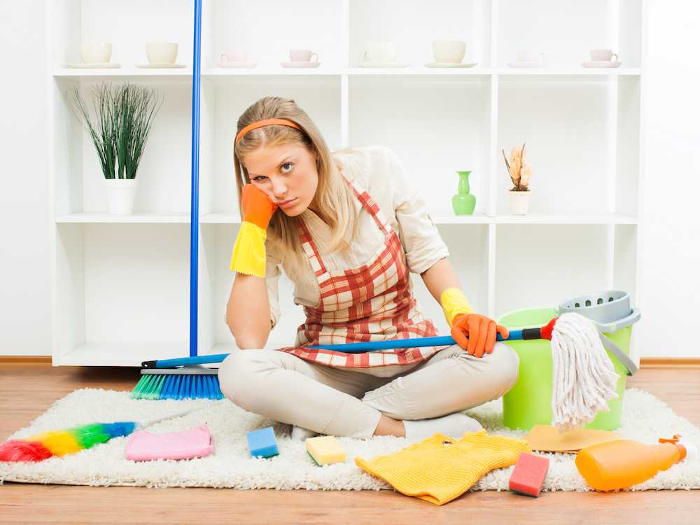 Уборка в квартире: как убрать в комнатах и с чего начать? быстрая ежедневная и еженедельная уборка. как сделать план и правильно ее провести своими руками?