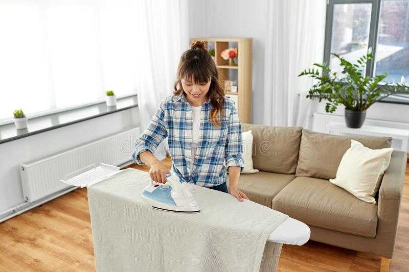 Почему нельзя гладить постельное белье: простынь, пододеяльник