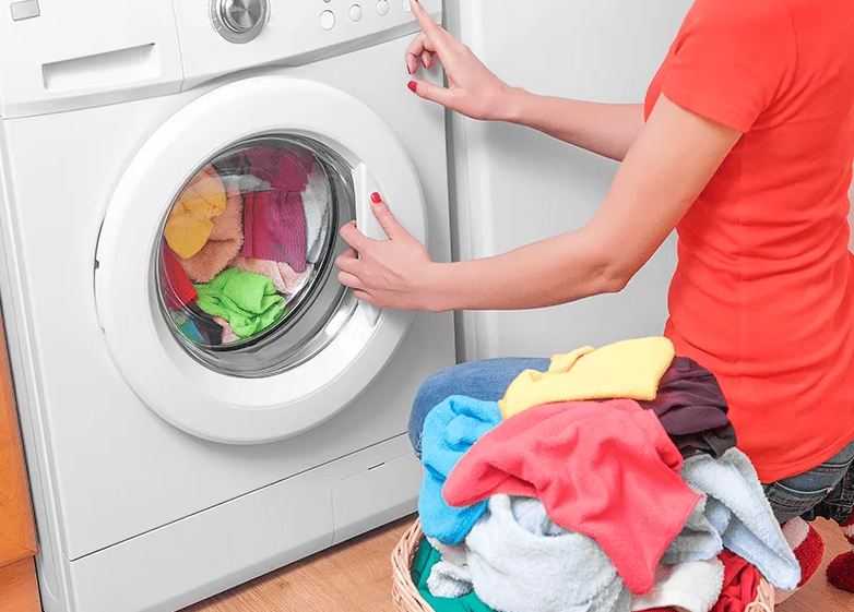 Как стирать шторы в стиральной машине: 3 полезных совета по стирке и уходу