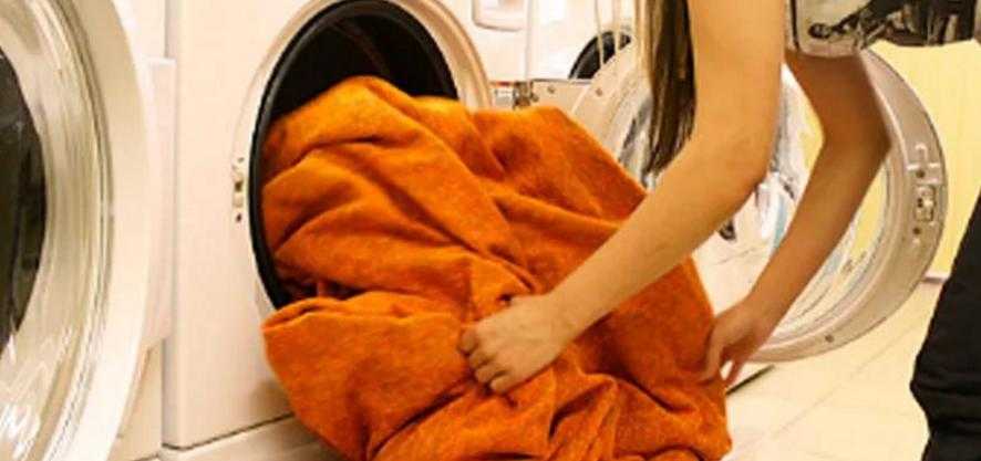 Как постирать плед в стиральной машине дома правильно