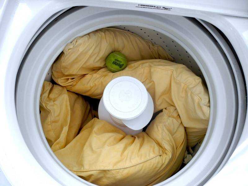 Какие подушки можно стирать в стиральной машинке-автомат: натуральные и искусственные наполнители