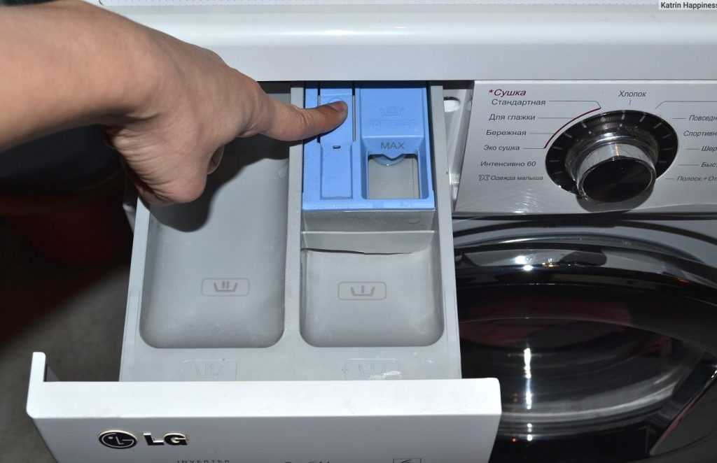 Можно ли засыпать порошок в барабан стиральной машины-автомат, как правильно добавлять гель, капсулы, мыльный порошок?