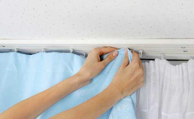 Рулонные шторы из ткани: как стирать не снимая в домашних условиях, чем можно чистить
