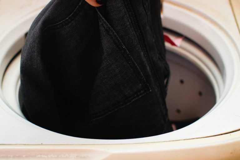 Как стирать пиджак: можно ли стирать в стиральной машинке автомат, как почистить воротник от засаленности, правила стирки в домашних условиях