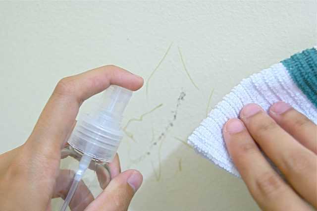 Как стереть фломастер с бумаги: чем вывести следы от маркера на масляной основе, как удалить на водной, чем убрать на спиртовой?