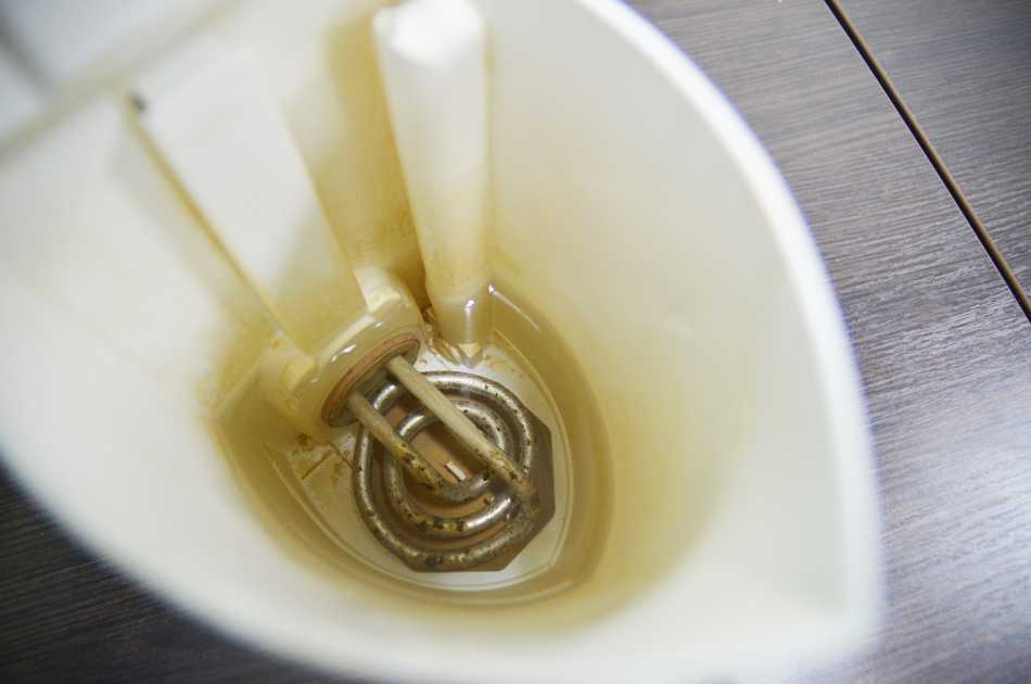 Как почистить чайник от накипи — лучшие методы убрать накипь