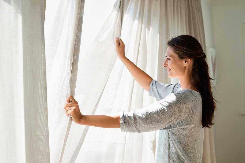 Как правильно стирать шторы блэкаут
