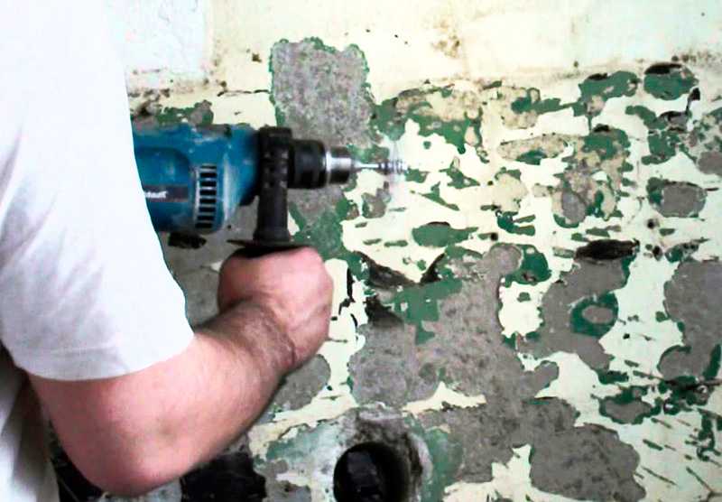 Как снять масляную краску со стен: лучшие способы, чем смыть и как очистить поверхность от старой покраски в домашних условиях