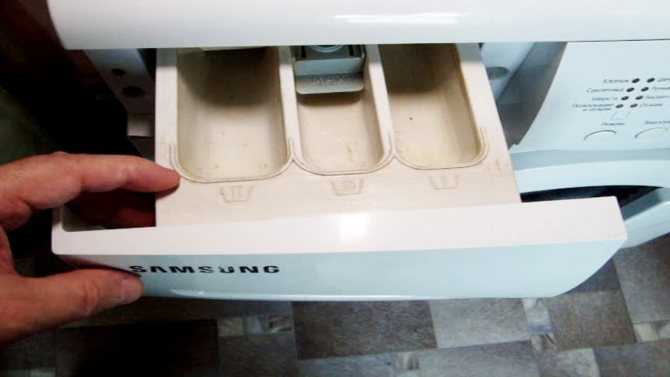 Советы экспертов о том, куда засыпать порошок в стиральную машину