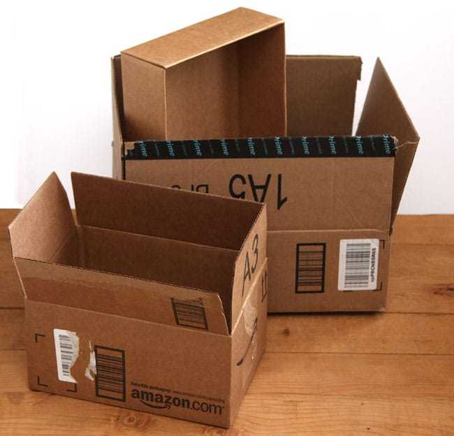 Пластиковая коробка для обуви: плюсы и минусы контейнеров из пластика, виды, советы по выбору и использованию ящиков, примерные цены