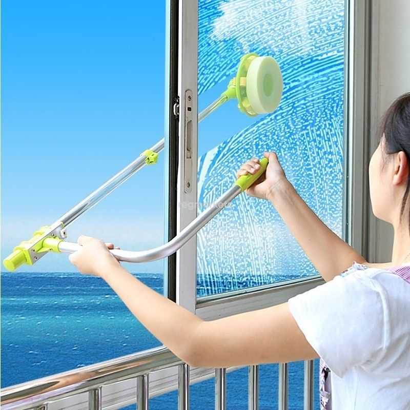 Советы опытных хозяек, как правильно мыть окна магнитной щеткой