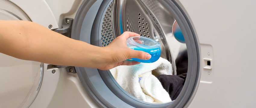 Куда заливать жидкий порошок в стиральной машине, кондиционер, отбеливатель, куда засыпать порошок