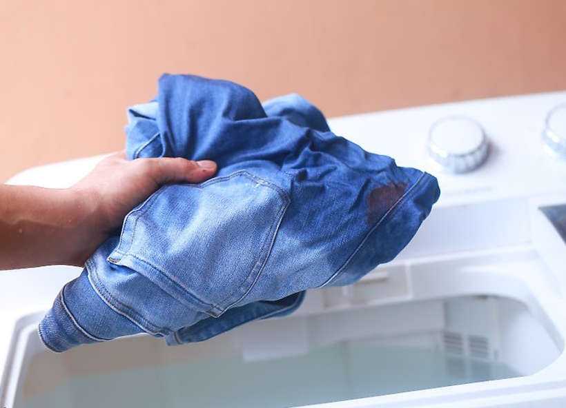 Как отстирать краску с одежды в домашних условиях: акриловую, масляную