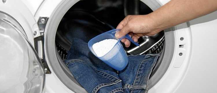 Сколько порошка сыпать в стиральную машину-автомат, какую дозировку геля надо соблюдать, какое количество капсул нужно закладывать?