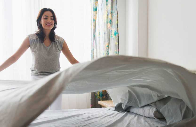 Как часто нужно менять постельное белье дома