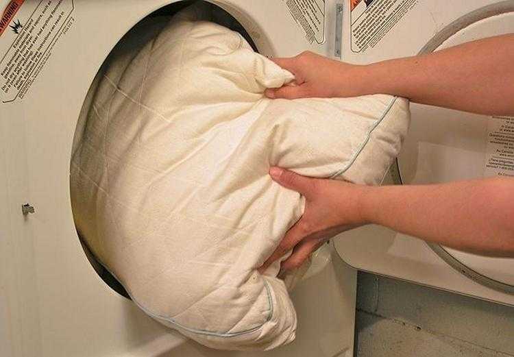 Как постирать подушку из бамбука вручную и в стиральной машине