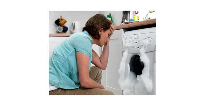 Как отключить и открыть стиральную машину во время стирки