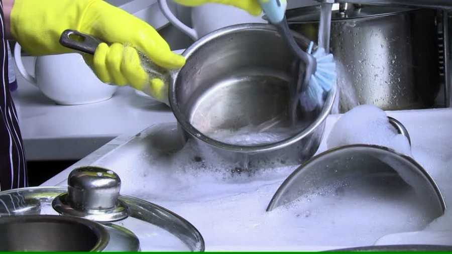 Чем почистить посуду из нержавеющей стали: простые советы с блестящим эффектом. как и чем почистить нержавейку до блеска в домашних условиях