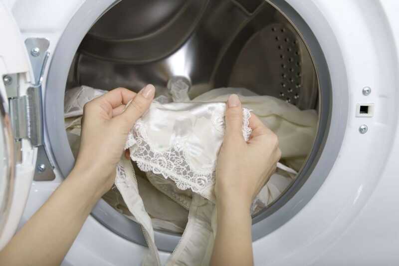 Можно ли отжимать шерстяные вещи в стиральной машине?