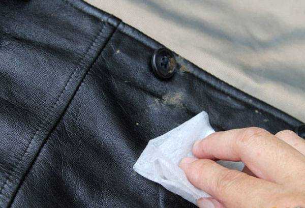 Как почистить кожаные перчатки в домашних условиях: можно ли стирать
