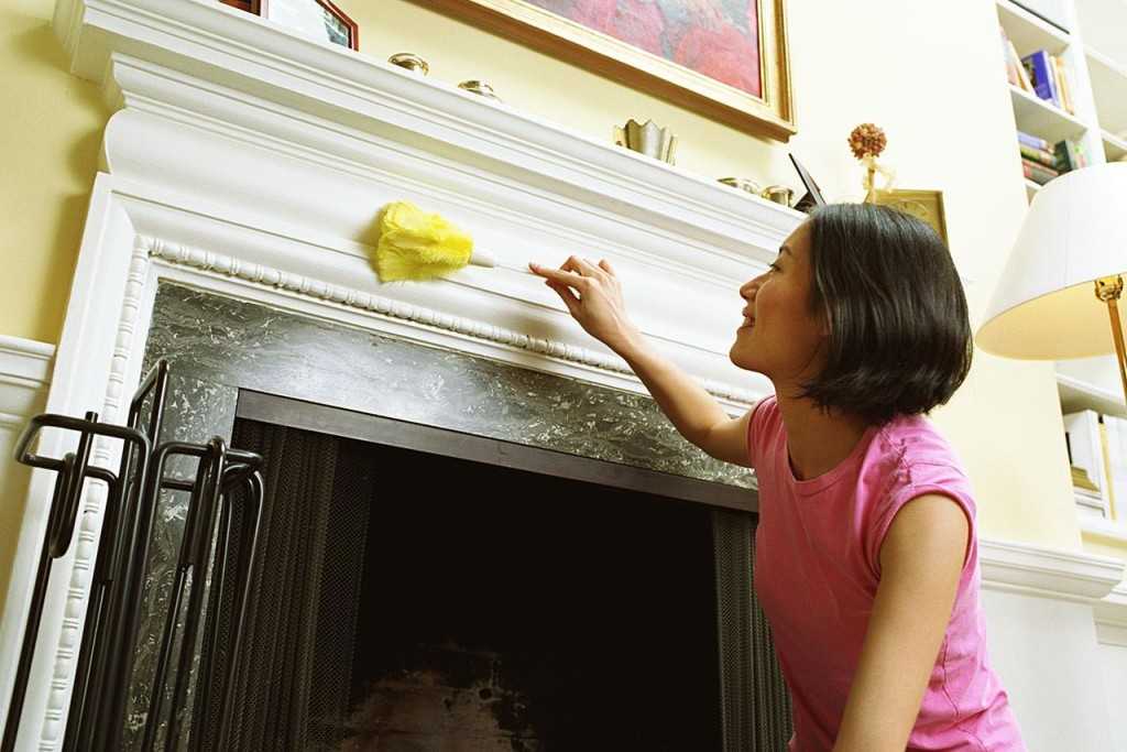 Что делать, чтобы пыль меньше оседала на мебели в домашних условиях