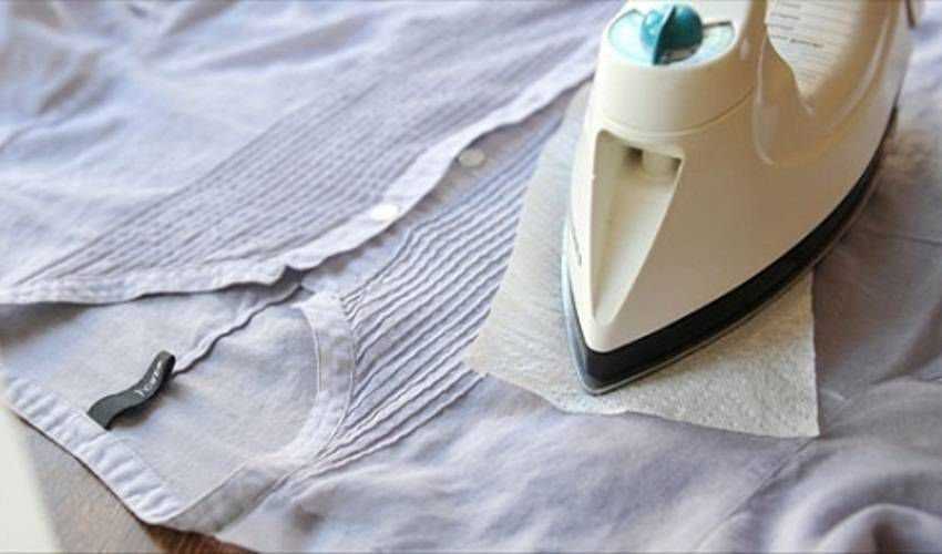 Как бесследно убрать блеск от утюга с одежды