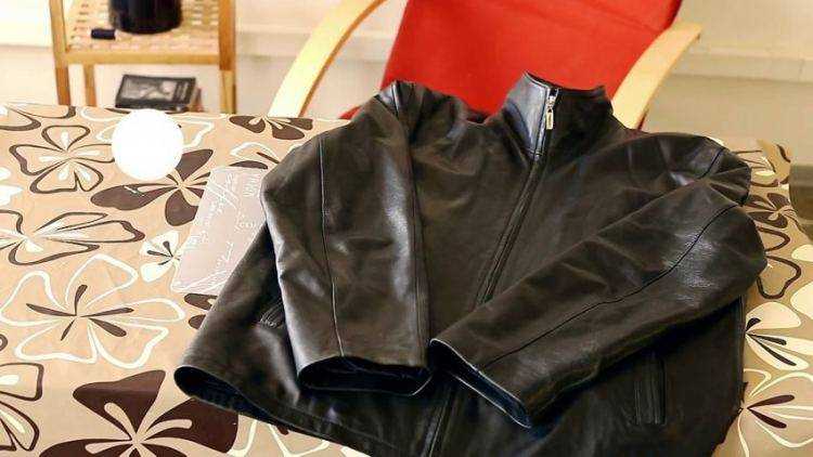 Полезные рекомендации о том, как разгладить куртку из кожзама в домашних условиях