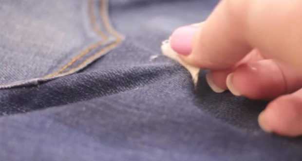 Как убрать жвачку с куртки или пуховика в домашних условиях быстро и без следов: чем отлепить резинку и оттереть пятна?
