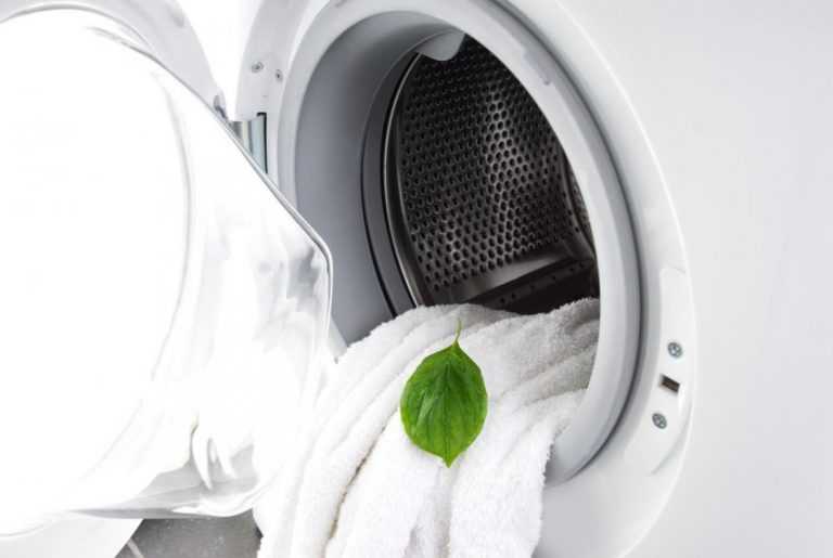 Как избавиться от неприятного запаха на одежде: домашние способы и промышленные средства — domovod.guru