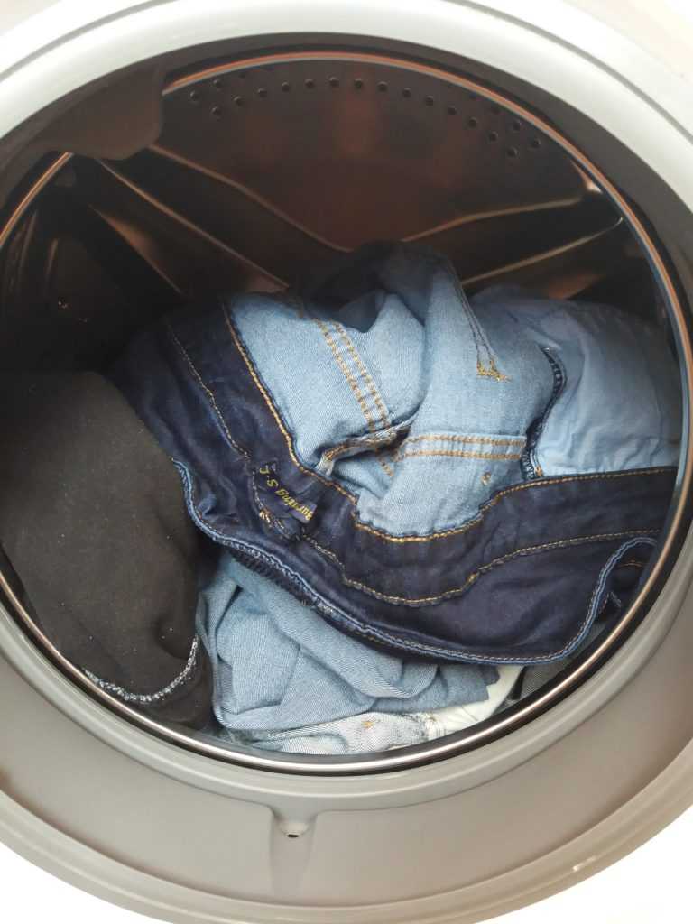 Как отстирать траву с джинсов (17 фото): чем и как удалить пятна с джинсы дома быстро и легко, как отмыть старое зеленое пятно