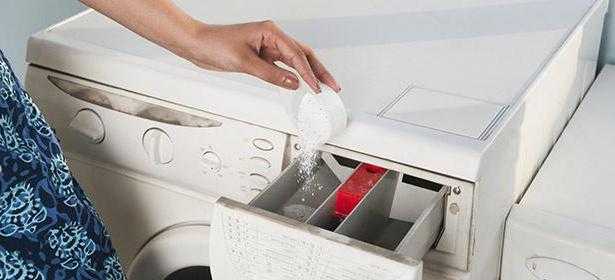 Как добавлять жидкое средство в стиральную машину