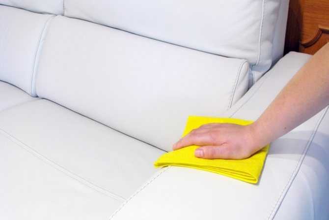 Как почистить диван в домашних условиях: средство для чистки мягкой мебели из ткани, сухая чистка, химчистка