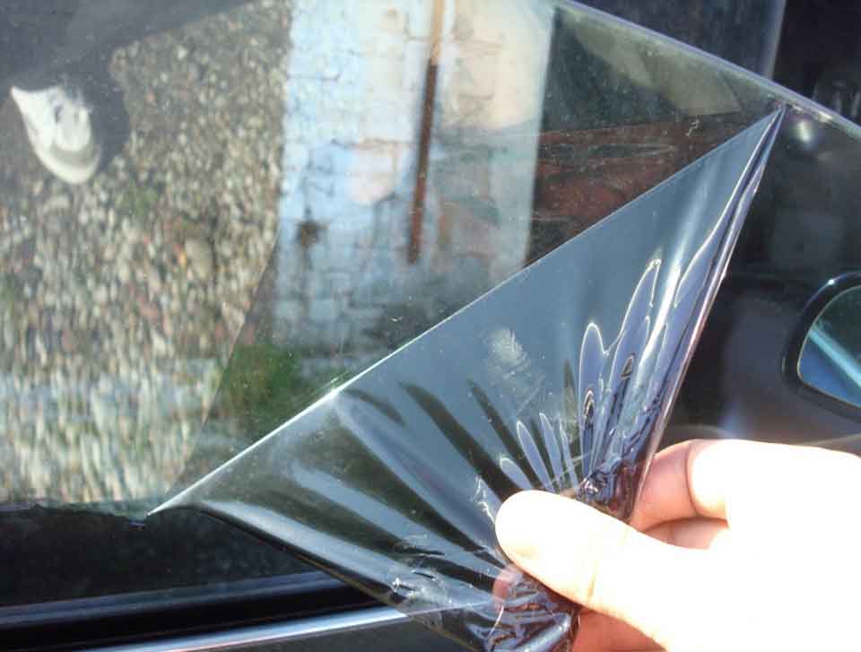 Как снять старую тонировку со стекла авто — проверенные способы