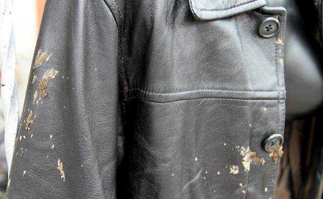 Как почистить кожаную куртку в домашних условиях?
