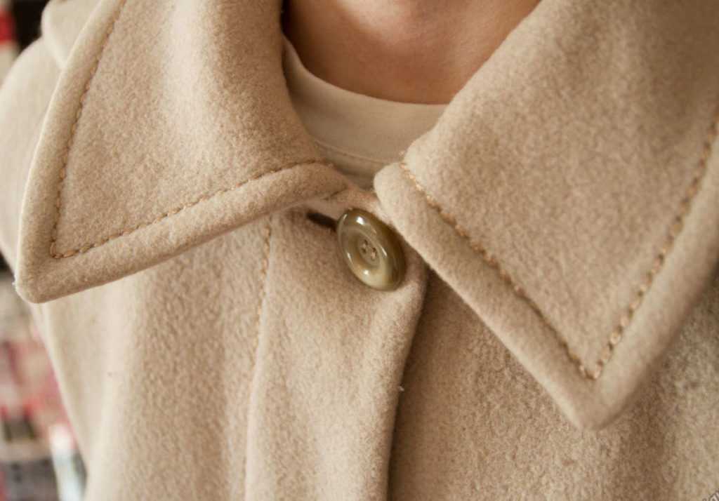 Как правильно постирать шерстяное пальто в домашних условиях