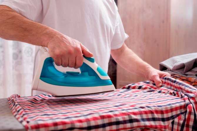 Как гладить отпаривателем для одежды