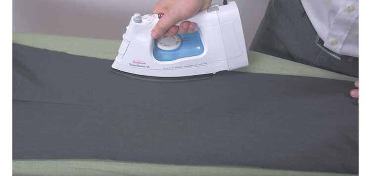 Как гладить брюки со стрелками правильно и быстро: советы домохозяйкам