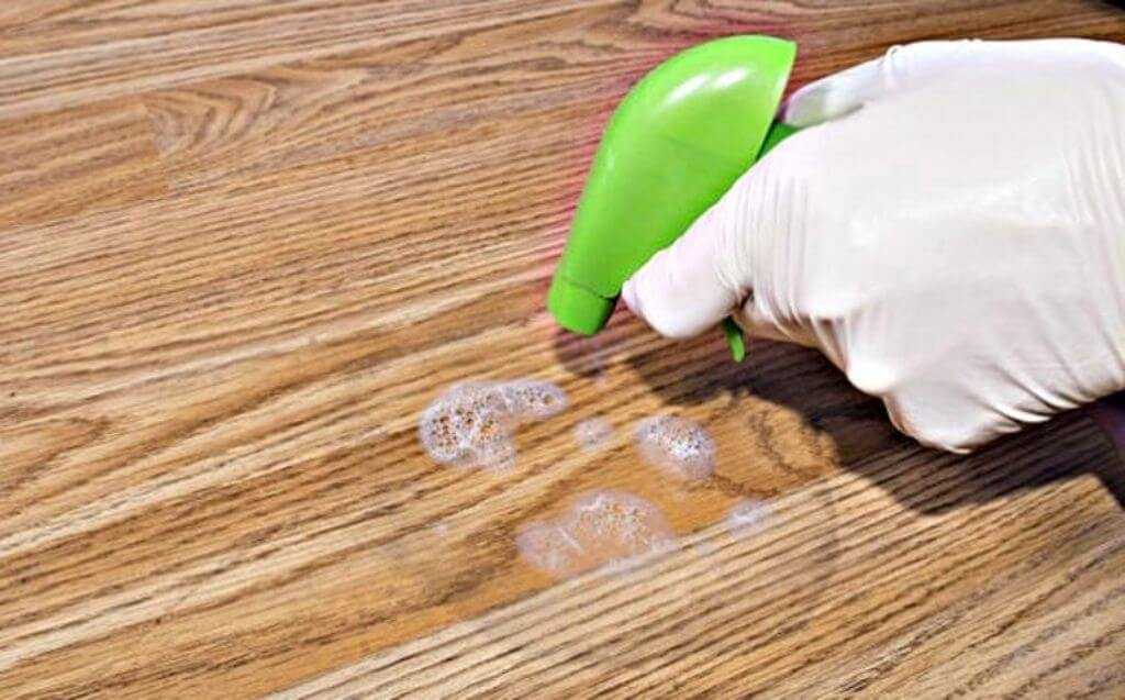 Чем очистить монтажную пену с пластиковых окон: как удалить свежую, чем убрать старую и засохшую со стекла, подоконника, пластика?