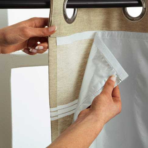 Если вас интересует, можно ли и как правильно стирать шторы блэкаут в стиральной машине и руками, как сушить занавески и стоит ли их гладить после стирки, прочтите нашу публикацию