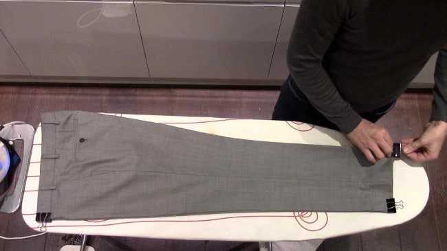Как гладить брюки со стрелками: правила использования утюга и парогенератора для мужчин  | playboy