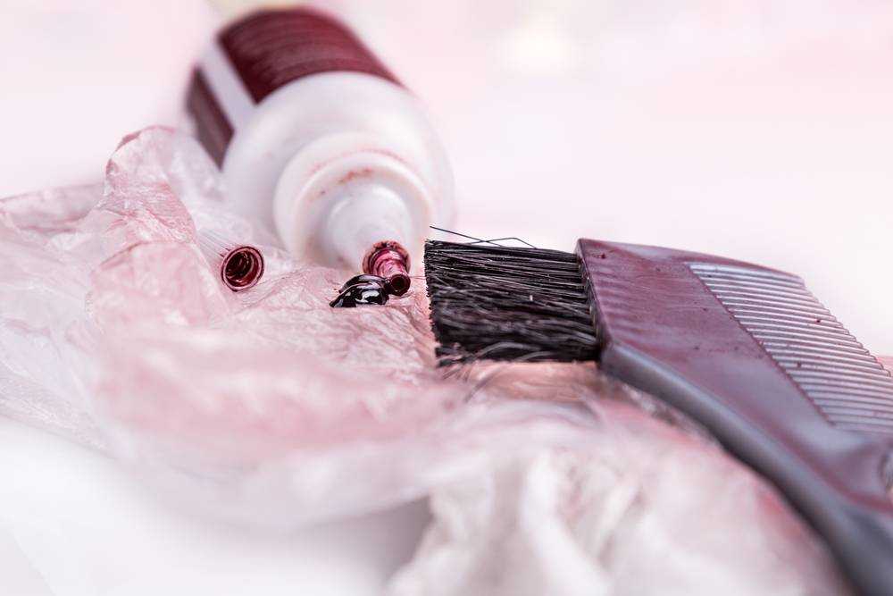 Как и чем оттереть краску для волос с кожи в домашних условиях?
