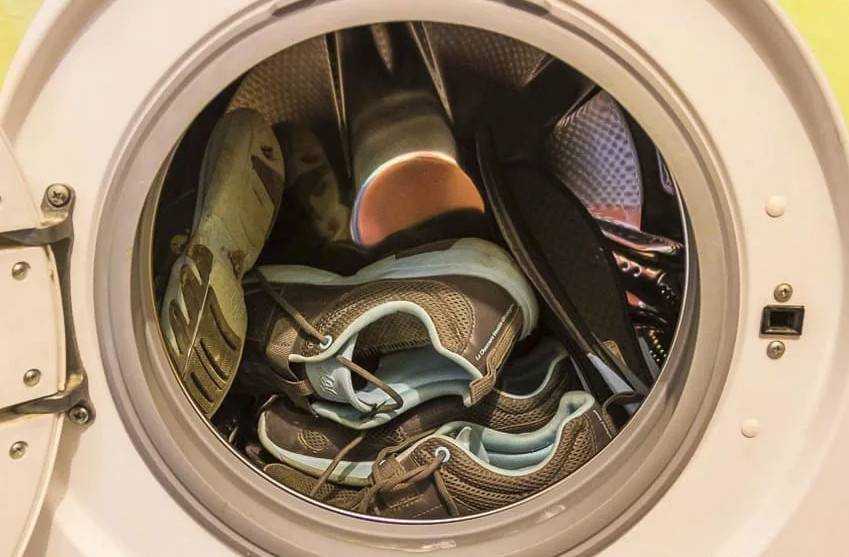 Как стирать рюкзак в стиральной машине, чтобы не повредить цвет и структуру материала