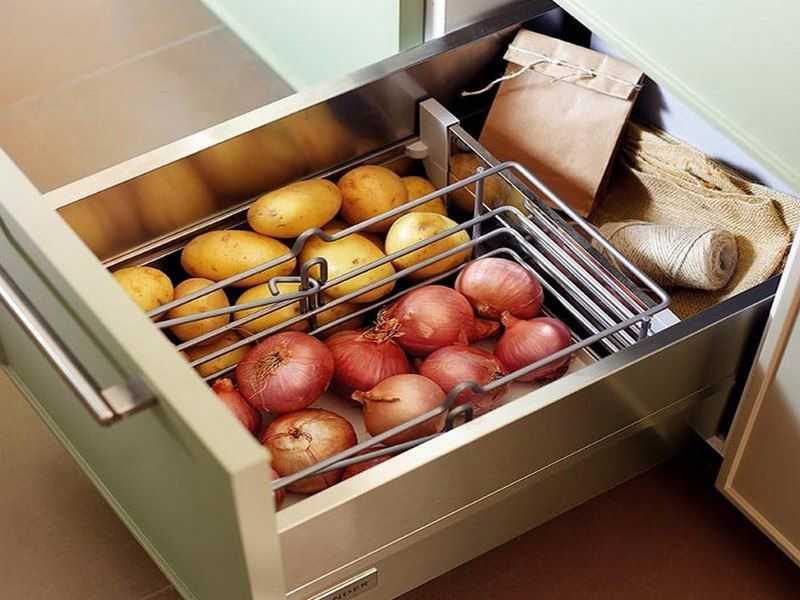 Как хранить картошку в квартире?