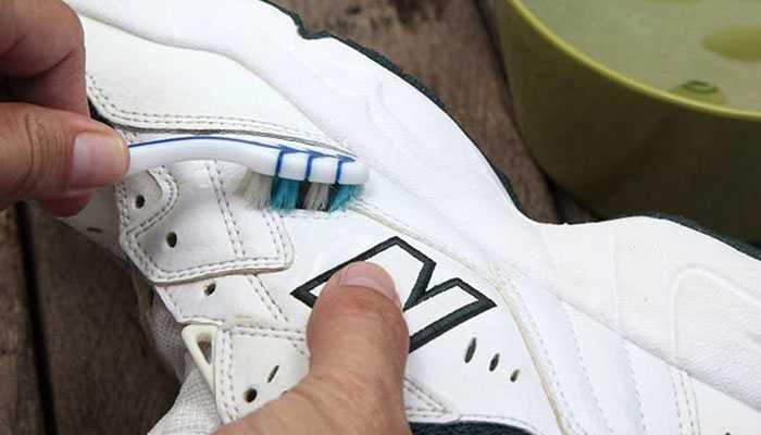 Как стирать кроссовки правильно? 10 полезных советов