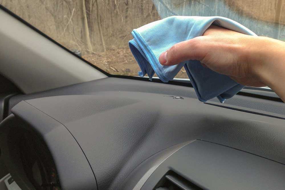 Почему запотевает лобовое стекло в автомобиле, причины и средств... :: сайт