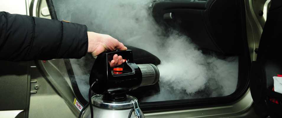 Как убрать запах бензина из салона автомобиля, как устранить аромат солярки в машине: советы и рекомендации