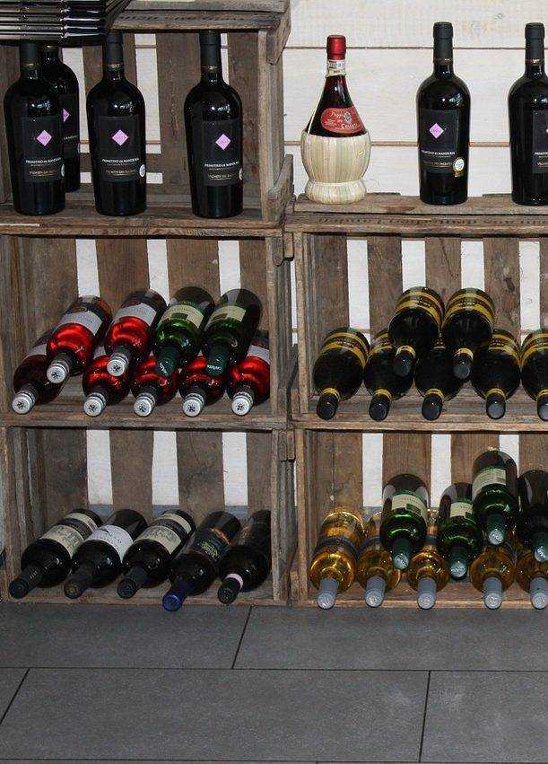 Правила хранения вина в домашних условиях. как хранить правильно?