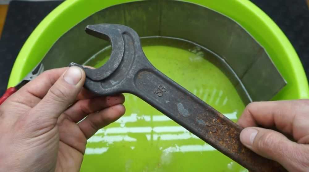 Как обработать металл от ржавчины перед окрашиванием